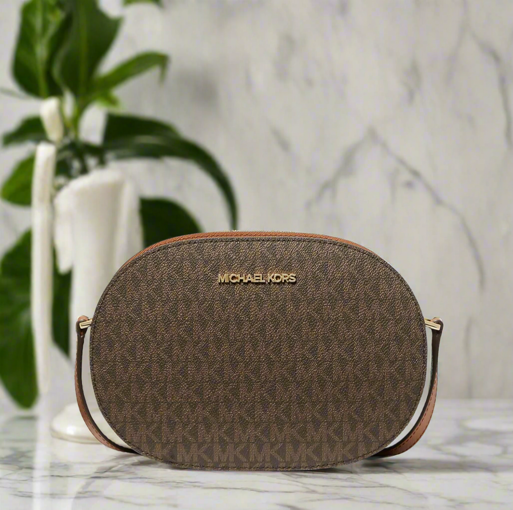 Michael Kors Jet Set Travel Saffiano Leather Crossbody Bag - Image 7