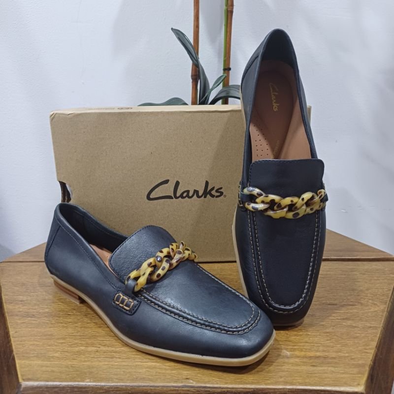 Clarks Sarafyna Iris Black Leather - Size: UK6, fit D - Image 4