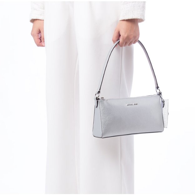 Michael Kors Vincent Medium Pouchette Silver - Image 3