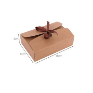 Small and elegant gift box for wallet